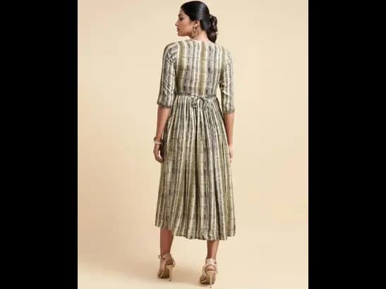 Women Tie & Dye Fit & Flare Dress (2)