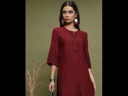 Tie-Up Neck Bell Sleeves Straight Kurta (3)