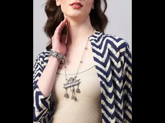 Chevrons Print Front-Open Shrug (3)
