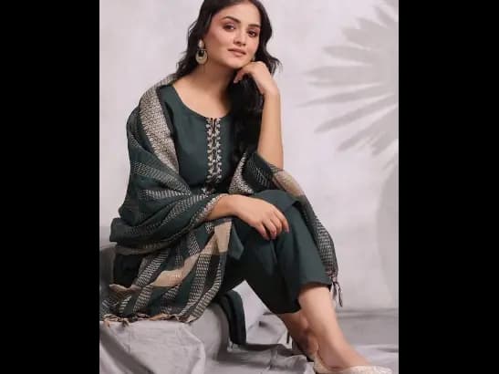 Ethnic Motifs Emrboidered Sequined Pure Cotton Kurta with Trousers & Dupatta (3)