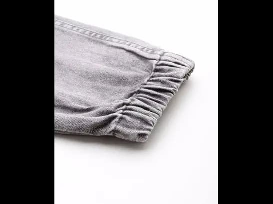 Women High-Rise Mom Fit Light Fade Stretchable Jeans (6)