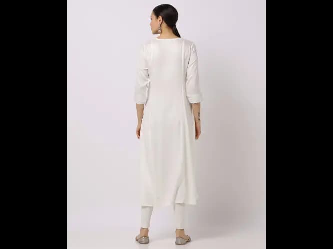 Embroidered A-Line Kurta (2)