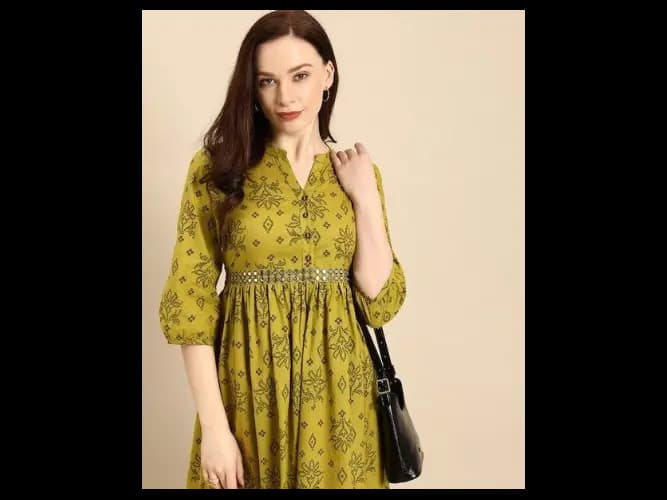 Green Ethnic Motifs Printed A-Line Dress (2)