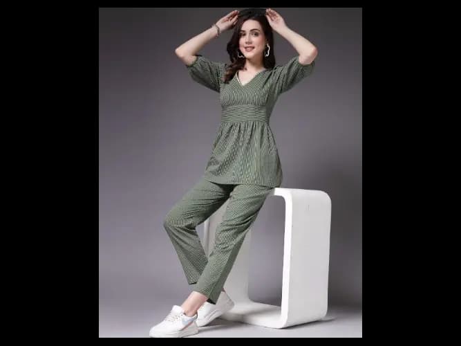 Textured A-Line Dress - Green (5)