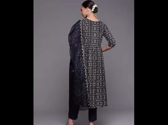 Navy Blue Ethnic Motifs Printed Kurta with Trousers & With Dupatta (5)