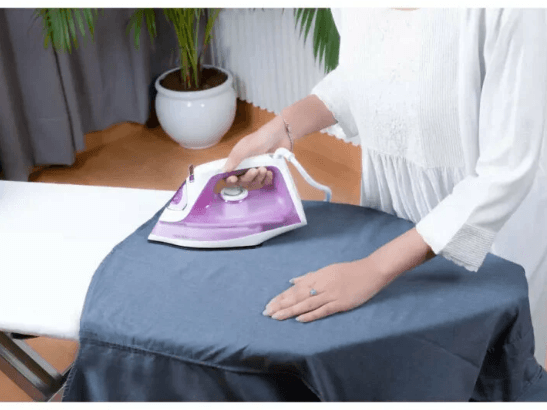 Philips Steam Iron DST0810/30 purple color with 3 years warranty (3)