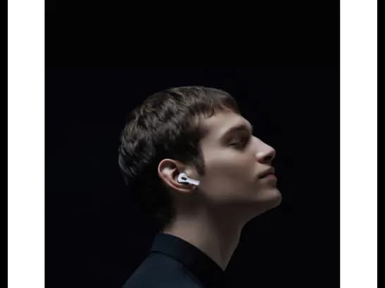 WiWU Airbuds 3rd Gen With ( Free Silicone Case ) - Lighting Sensor , Real Power Display , Audio Sharing , HiFi Sound , Skin-detect Sensor with 3 Months Warranty (4)