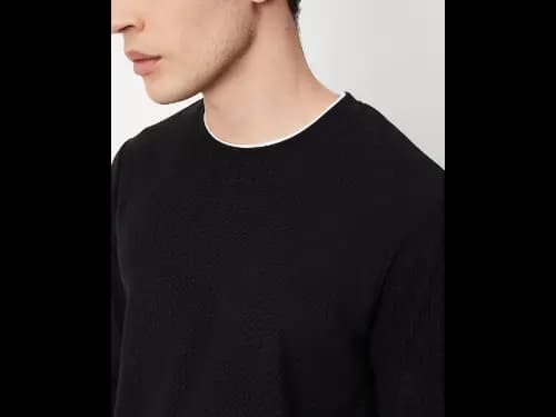 Regular Fit Round Neck Stylised T-Shirt (3)