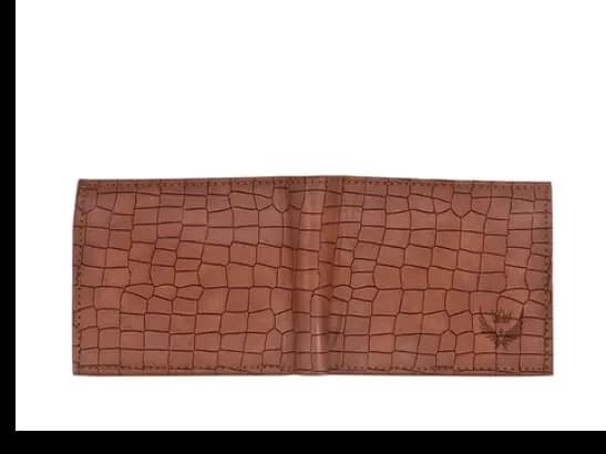 Croc-Embossed Bi-Fold Wallet (3)