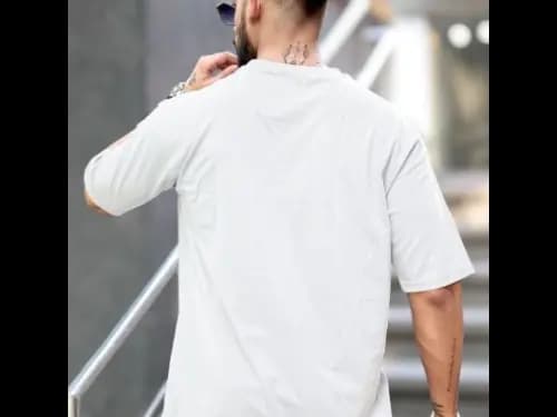 Men Typographic Print Oversized Fit Round-Neck T-Shirt (3)