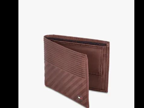 Bi-Fold Wallet with Striped Panel (3)