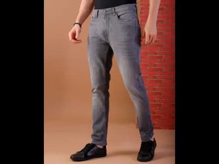 Men Lightly Washed Slim Fit Jeans