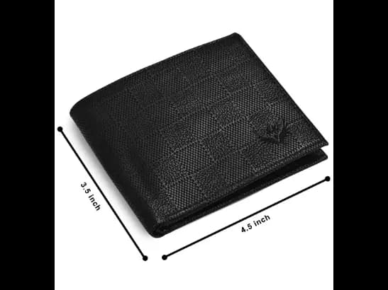Checked Bi-Fold Wallet (4)