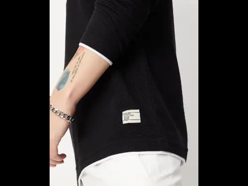 Regular Fit Round Neck Stylised T-Shirt (2)