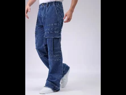 Men Mid-Rise Wide-Leg Jeans (2)