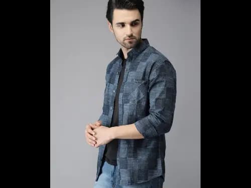 Men Checked Regular Fit Shirt