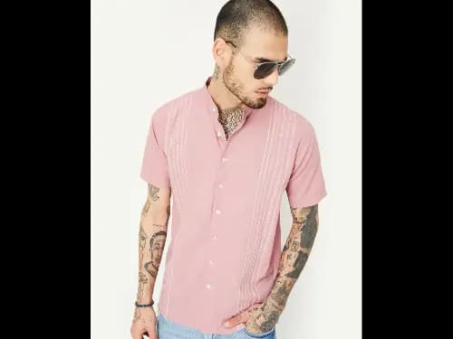 Men Embroidered Regular Fit Short Kurta