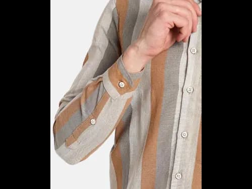 Men Striped Regular Fit Shirt with Spread Collar (3)