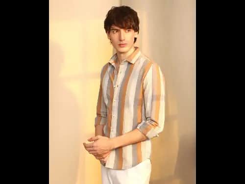 Men Striped Regular Fit Shirt with Spread Collar