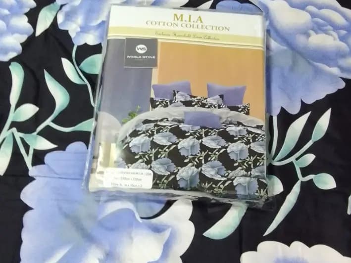 Mia Cotton King Size Bedsheet With 2 Pillow Covers (90 x 100) / MIA 120 (3)