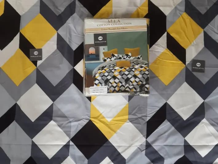 Mia Cotton King Size Bedsheet With 2 Pillow Covers (90 x 100) / MIA 120 (4)