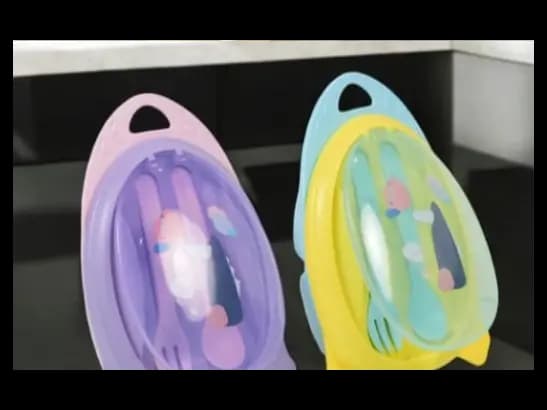 Kids Spaceship shaped lunch box (2)
