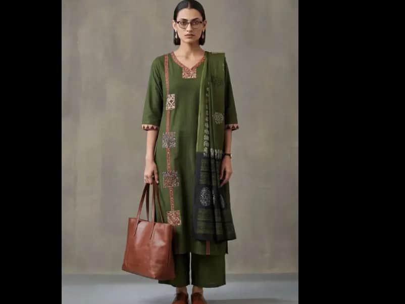 Floral Printed Straight Cotton Kurta & Trousers Sets