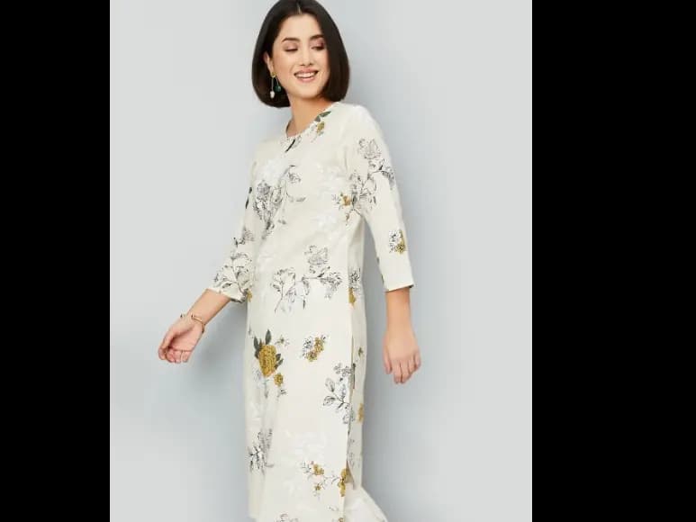Women Floral Printed Round Neck Straight Kurta (3)
