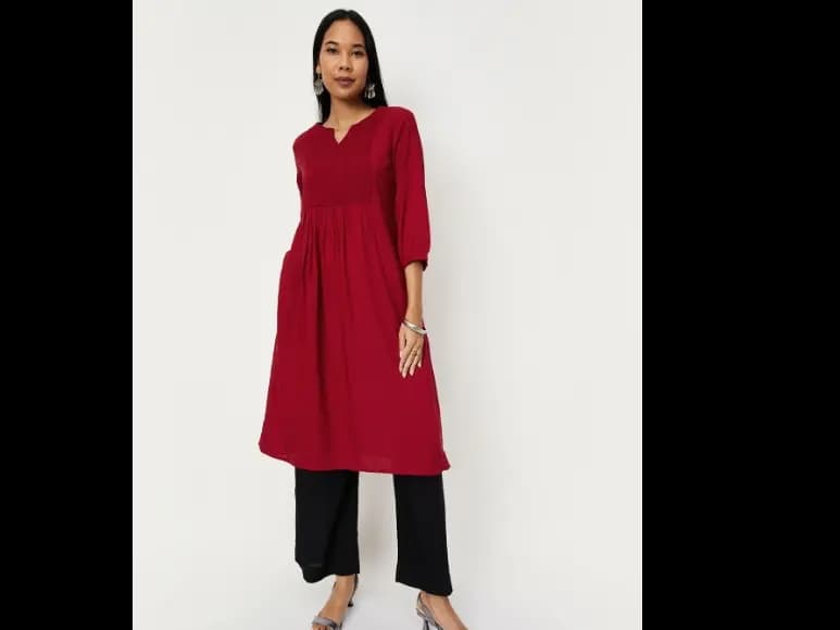 Women Red Solid Keyhole Neck Kurta