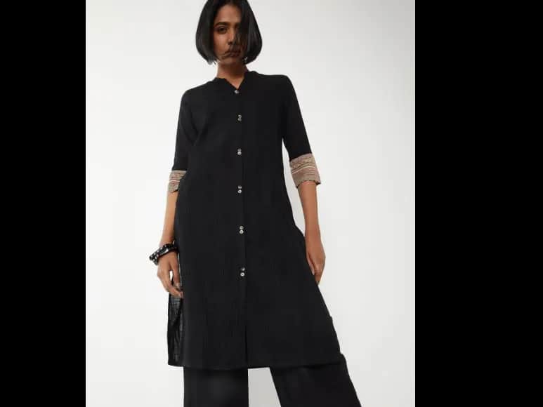 Keyhole Neck Thread Work Kurta