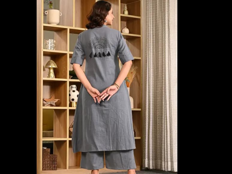 Ethnic Motifs Pure Cotton A Line Kurta With Palazzos (4)