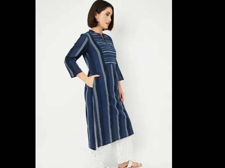 Women Striped Thread Work V-Neck Straight Kurta (2)